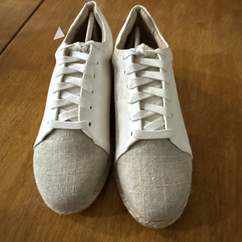 Matt & Nat Men’s Maia White Beige Sneakers, Vegan Leather Size US 8 38 New